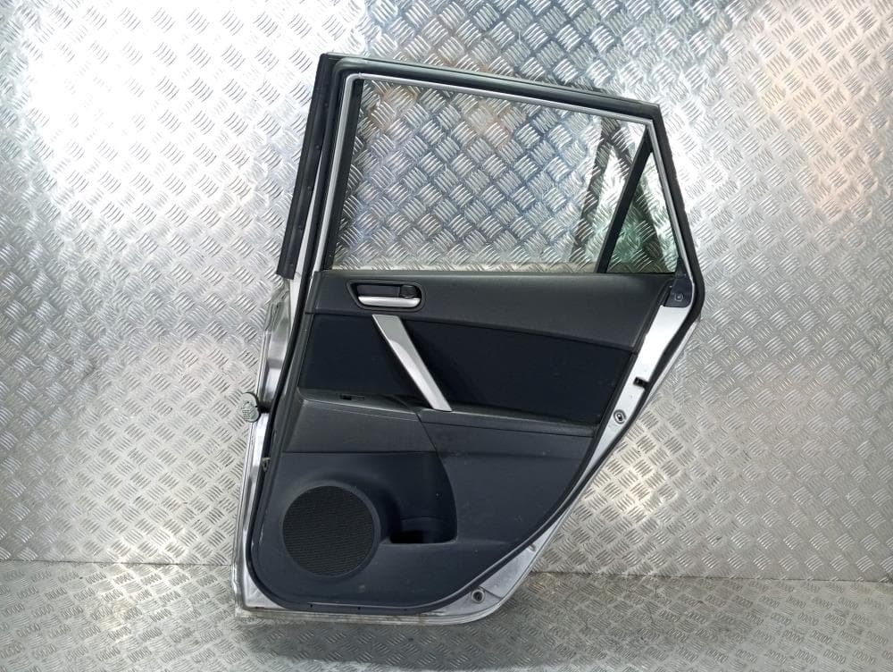 Дверь задняя правая к Mazda 3 BL (09-11)