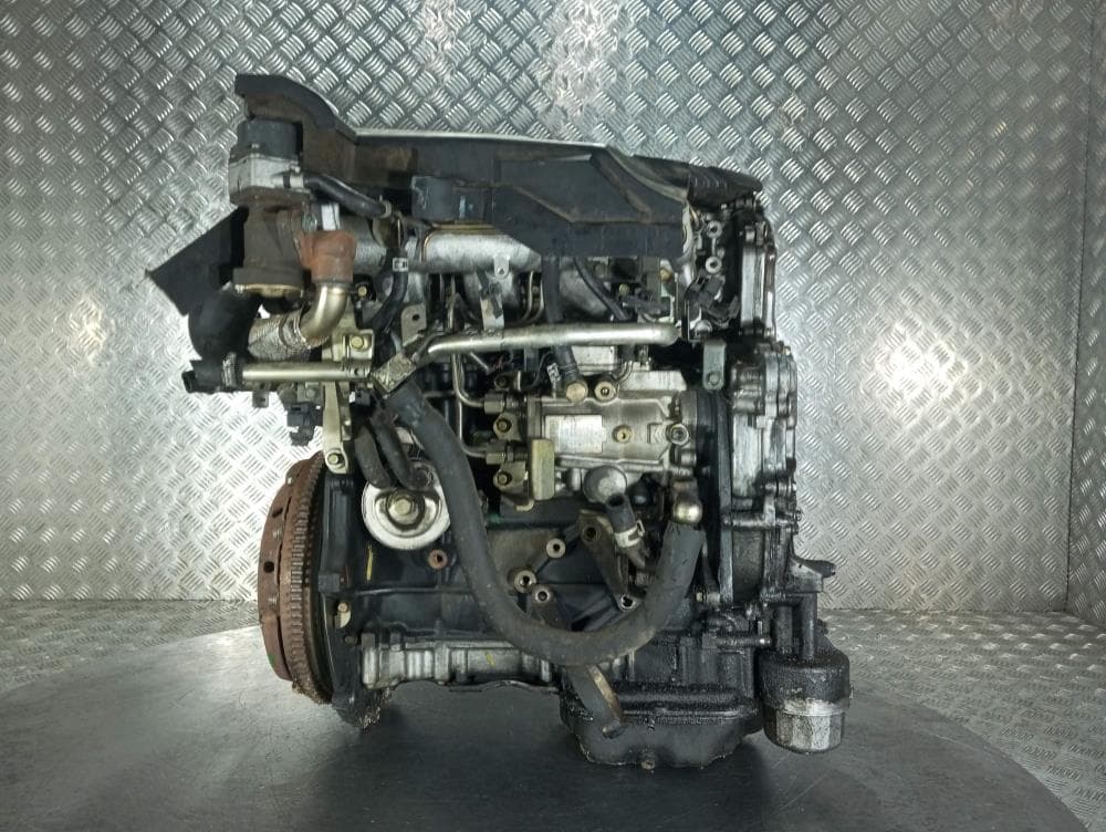 Двигатель к Nissan  Primera P12 (02-08)