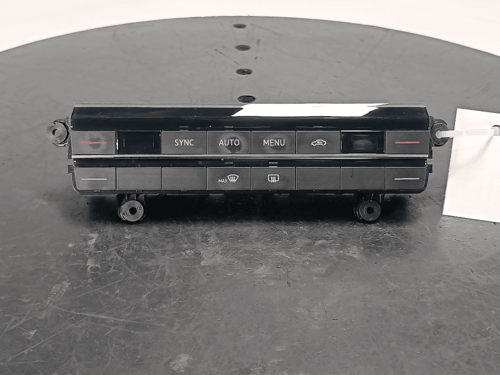 Блок управления печки/климат-контроля к Volkswagen Touareg 3 (18-24)