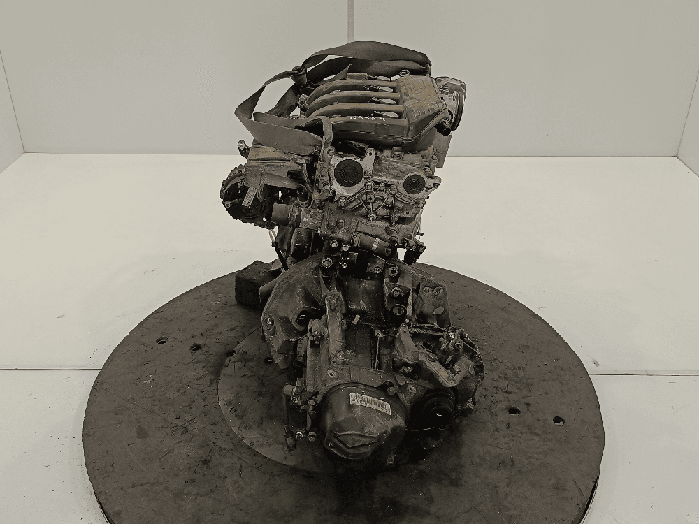 Двигатель к Renault Laguna 2 (01-05)