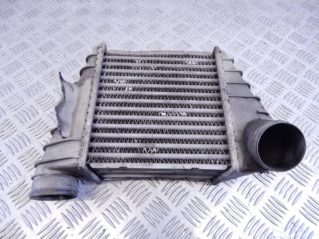 Интеркулер к Audi A3 8L (96-00)