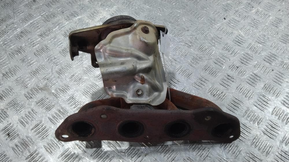 Коллектор выпускной к Nissan  Note E11 (05-09)
