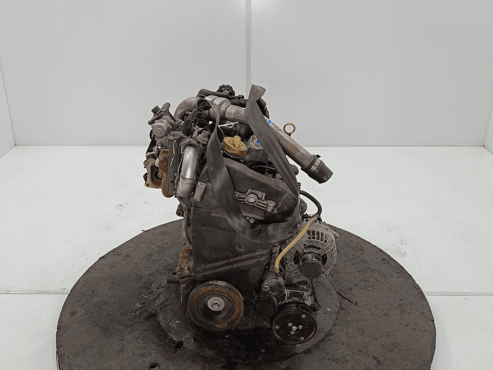 Двигатель к Renault Scenic 2 (03-06)
