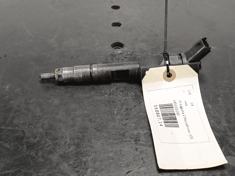 Форсунка к Renault Laguna 2 Рестайлинг (05-08)