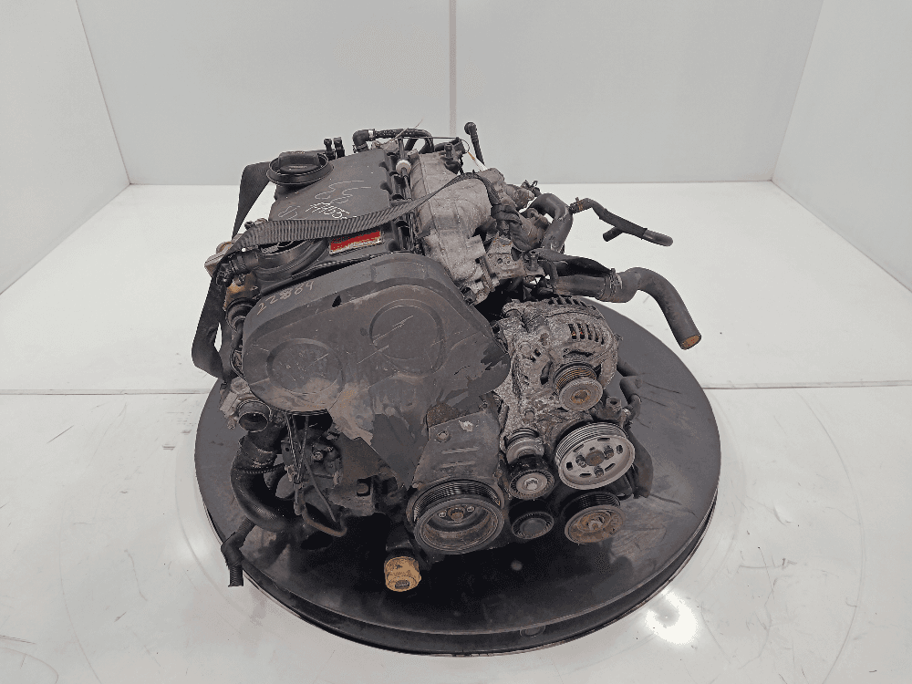 Двигатель к Audi A4 B7 (04-09)