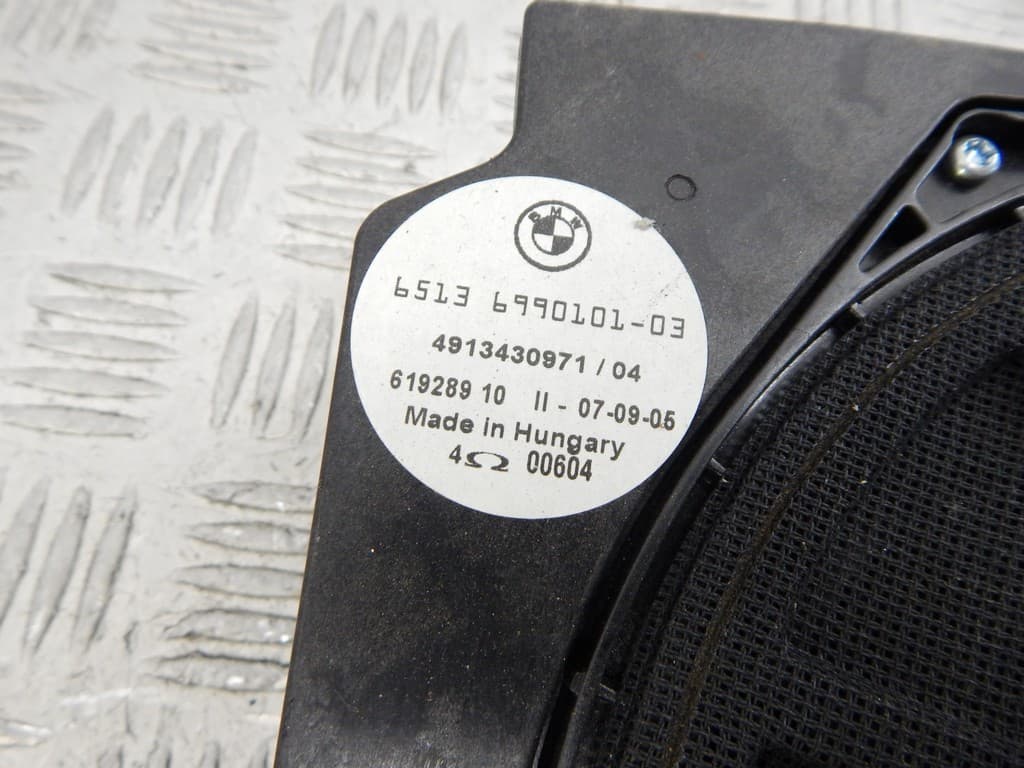 Сабвуфер к BMW X3 E83 (03-06)