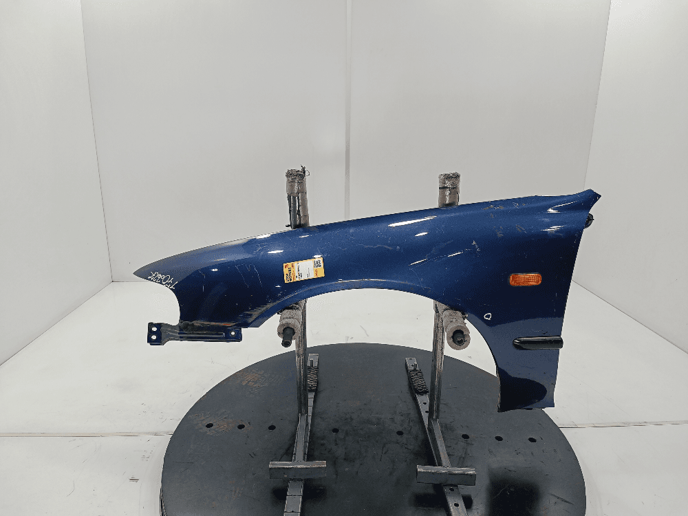 Крыло переднее левое к Honda Accord 5 (93-98)