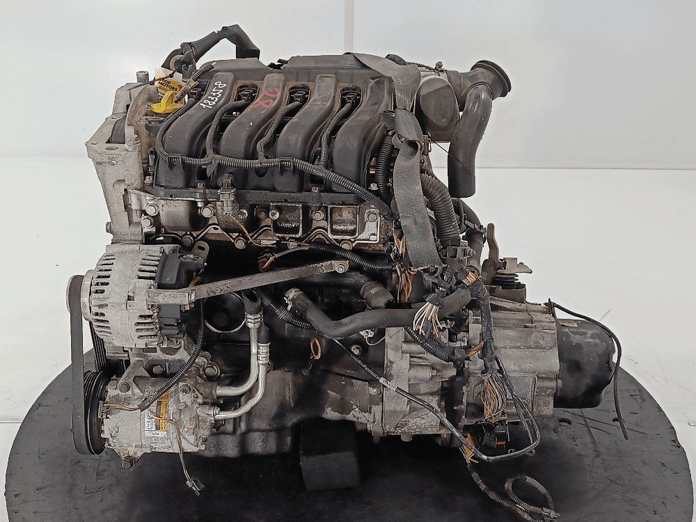 Двигатель к Renault Scenic 2 (03-06)