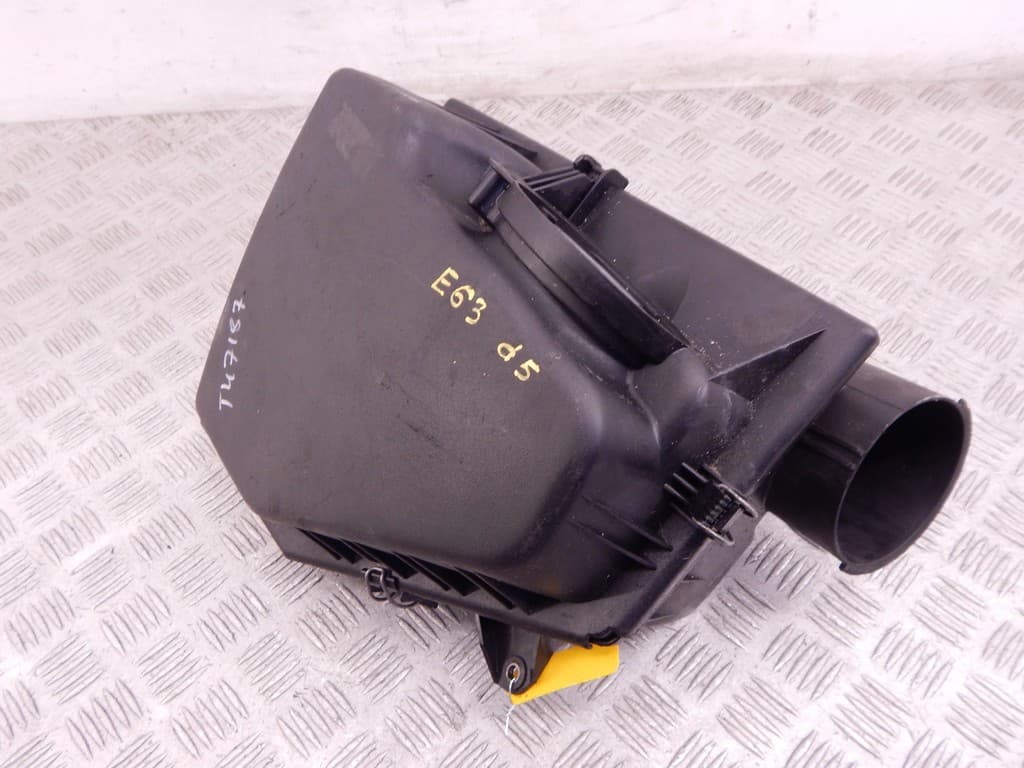 Корпус воздушного фильтра к BMW 6 E63/E64 (03-07)