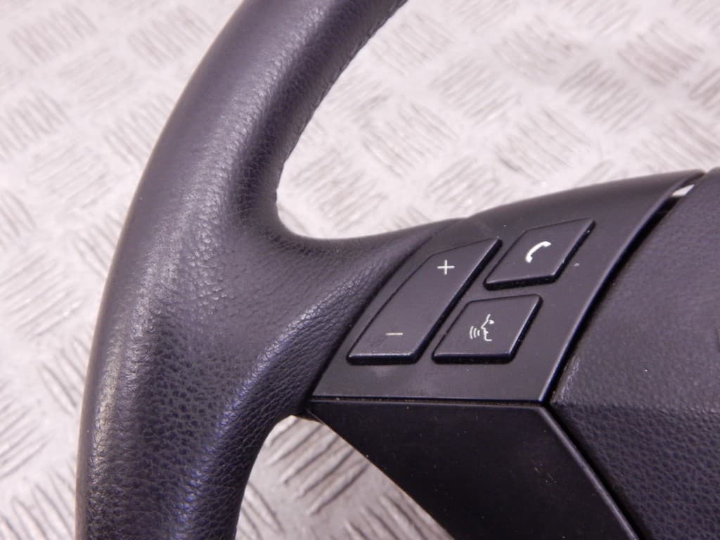 Руль к BMW 5 E60/E61 (02-07)