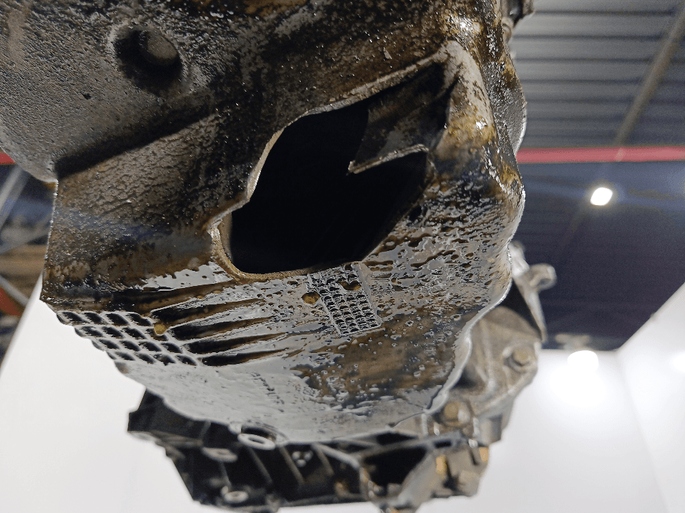 Двигатель к Renault Scenic 2 (03-06)