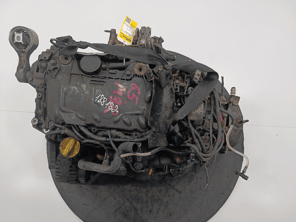 Двигатель к Opel Vivaro A (01-14)