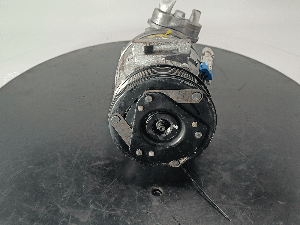 Компрессор кондиционера к Opel Vectra B (95-99)