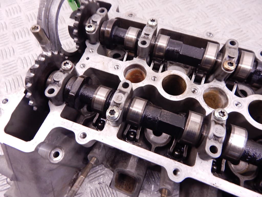 Головка блока цилиндров к BMW 3 E46 (97-03)