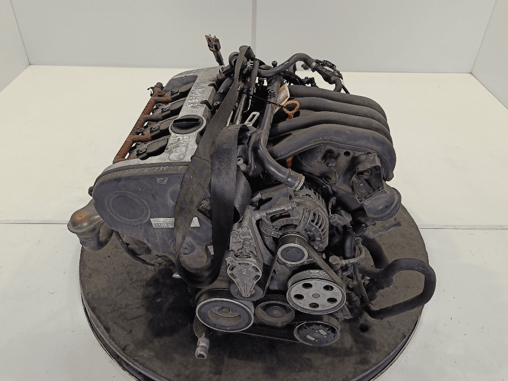Двигатель к Audi A4 B6 (01-05)