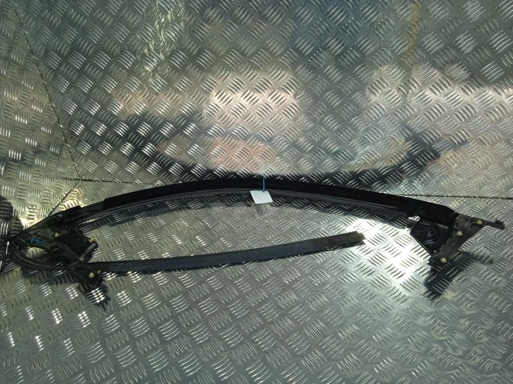 Уплотнитель к Tesla Model X (15-21)