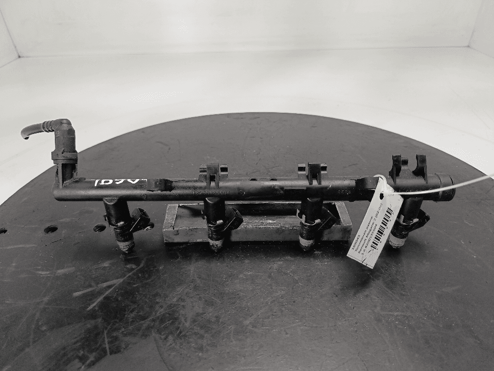 Топливная рампа к Renault Megane 2 (02-06)