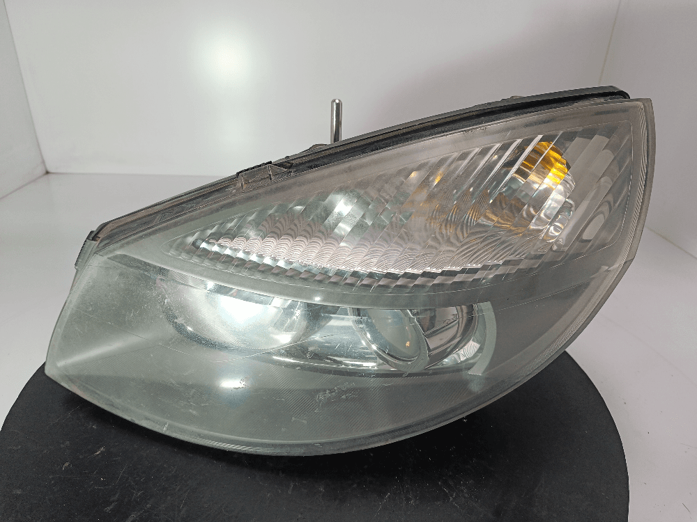 Фара левая к Renault Scenic 2 (03-06)