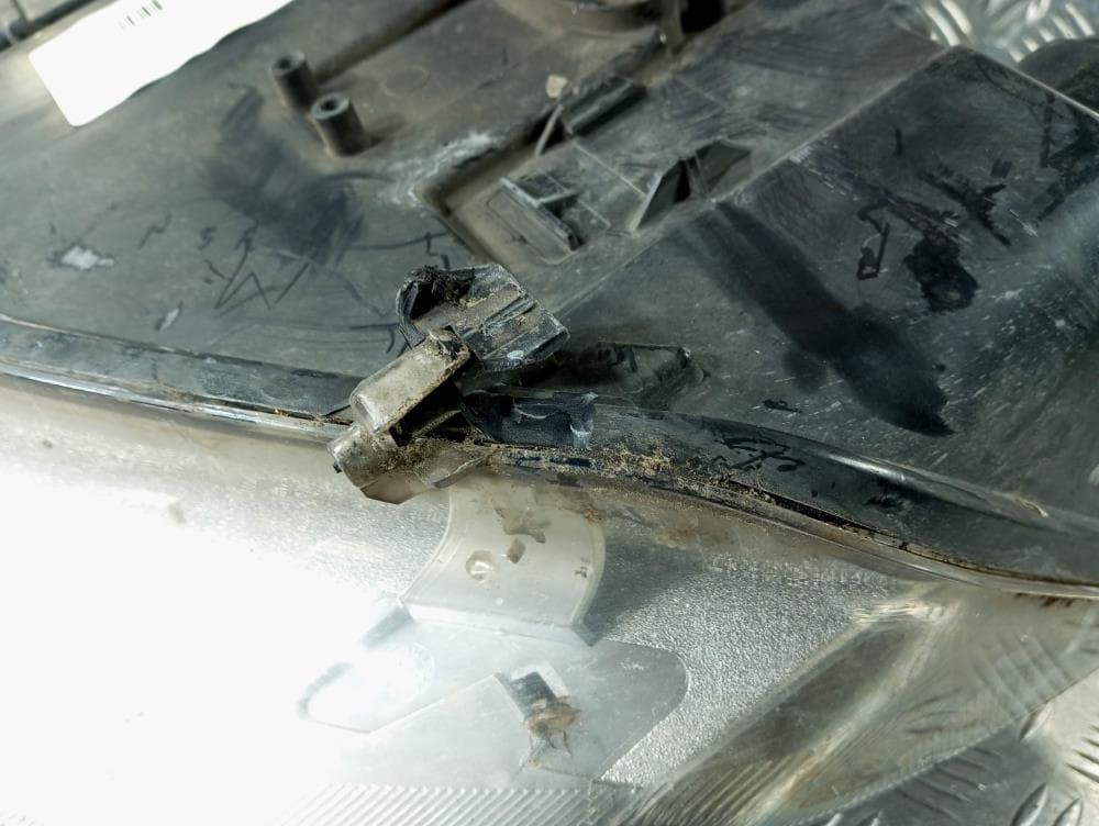 Фара правая к Ford C-Max 1 Рестайлинг (07-10)