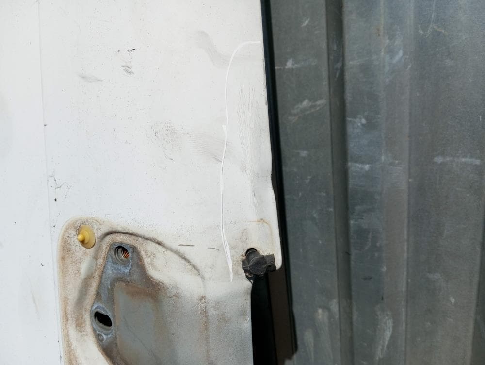 Дверь задняя распашная правая к Renault Master 2 (98-03)
