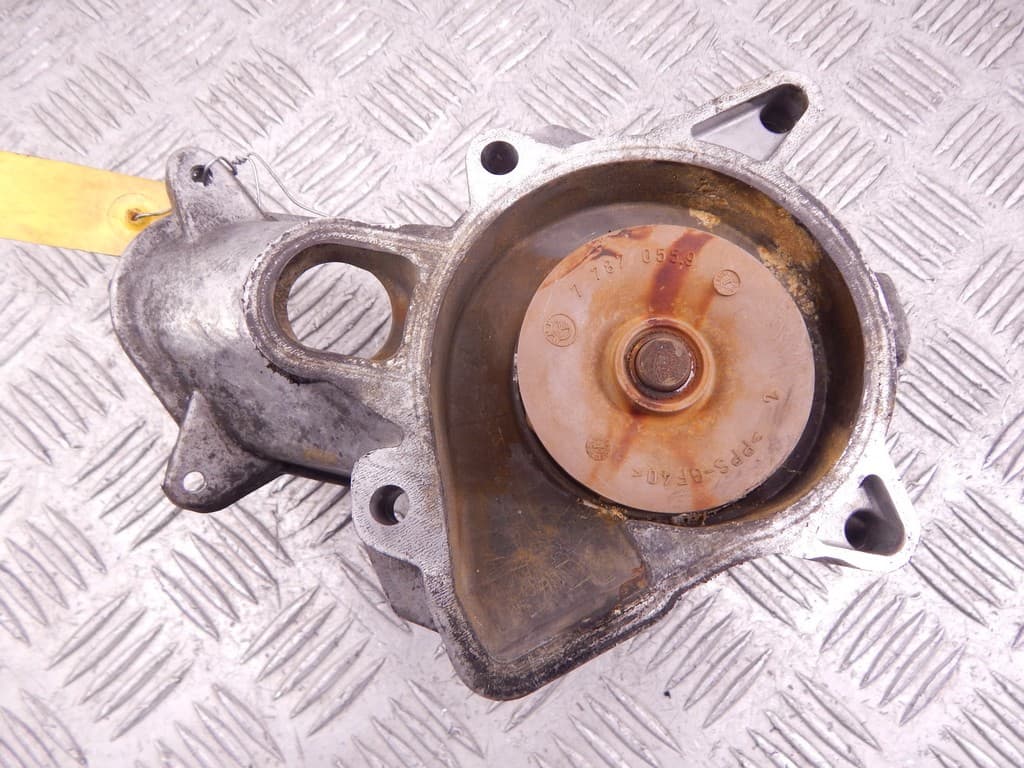 Помпа к BMW 3 E46 (97-03)