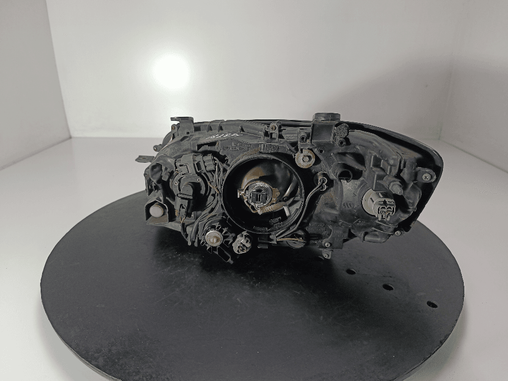 Фара правая к Subaru Legacy 4 (03-06)