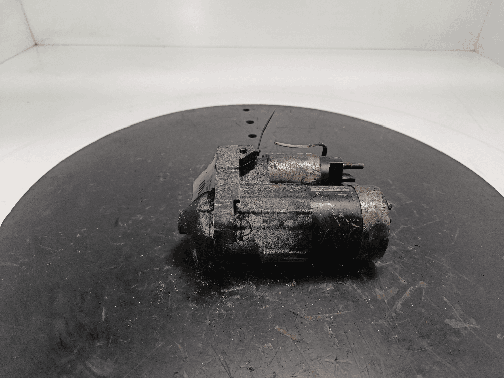 Стартер к Renault Scenic 2 (03-06)