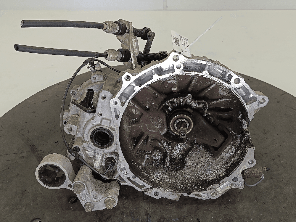 КПП механическая (МКПП) к Mazda 6 1 (02-05)