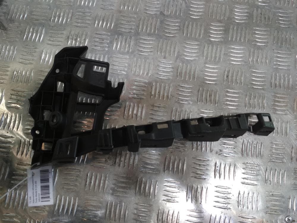 Кронштейн к Tesla Model X (15-21)