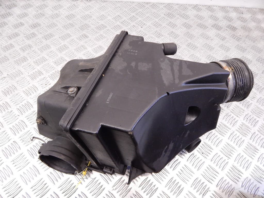 Корпус воздушного фильтра к BMW 5 E39 (95-00)