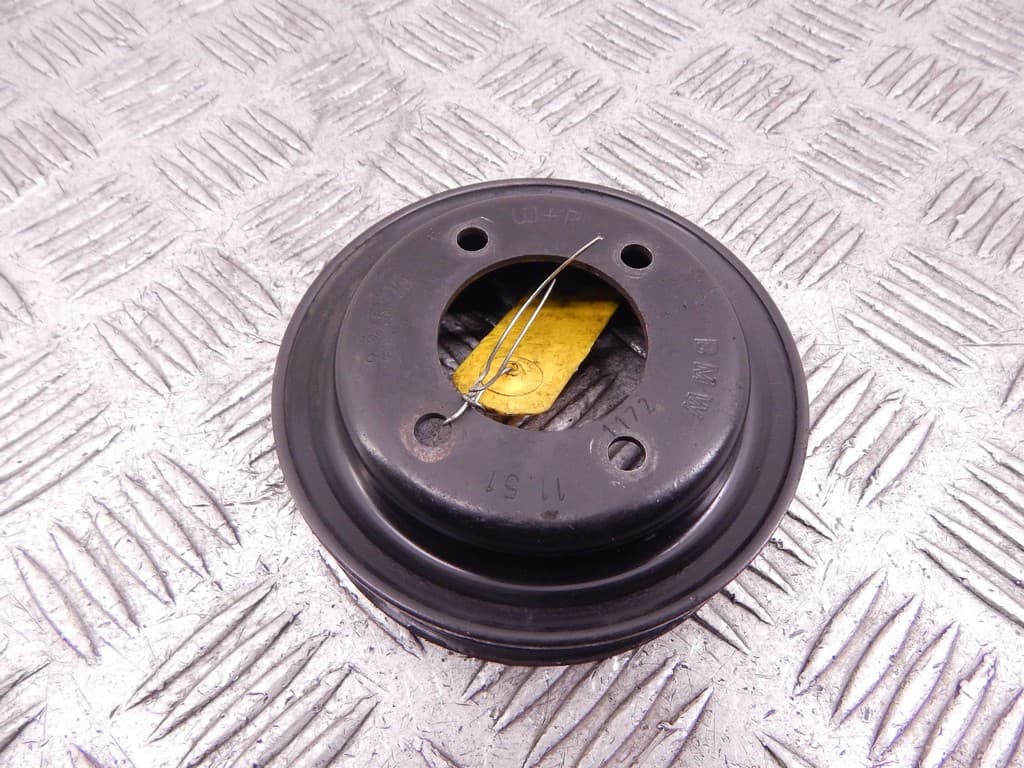 Шкив помпы к BMW 3 E36 (90-00)