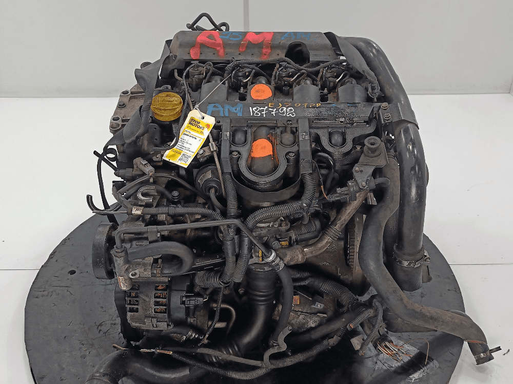 Двигатель к Renault Laguna 2 (01-05)