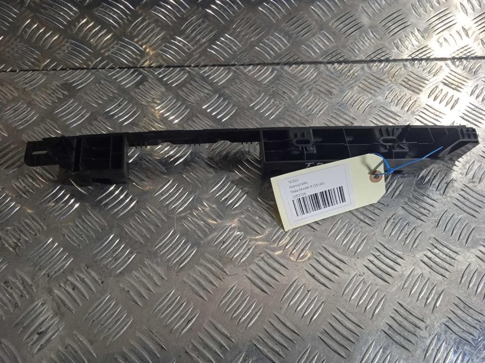 Кронштейн к Tesla Model X (15-21)