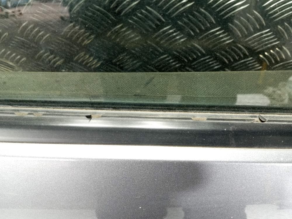 Дверь передняя правая к Mazda 3 BK (03-06)