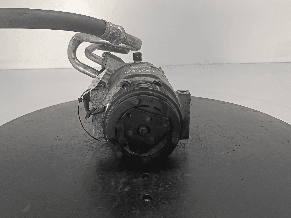 Компрессор кондиционера к Renault Laguna 2 Рестайлинг (05-08)