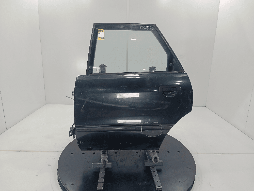 Дверь задняя левая к Audi 80 B4 (91-96)