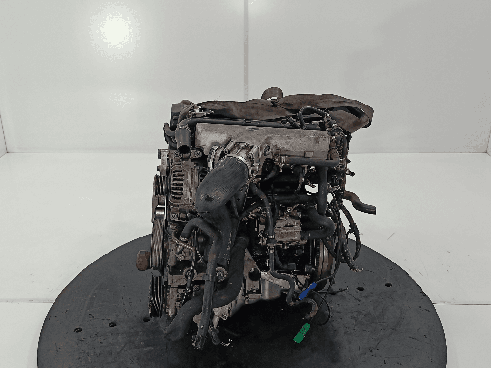 Двигатель к Audi A4 B6 (01-05)