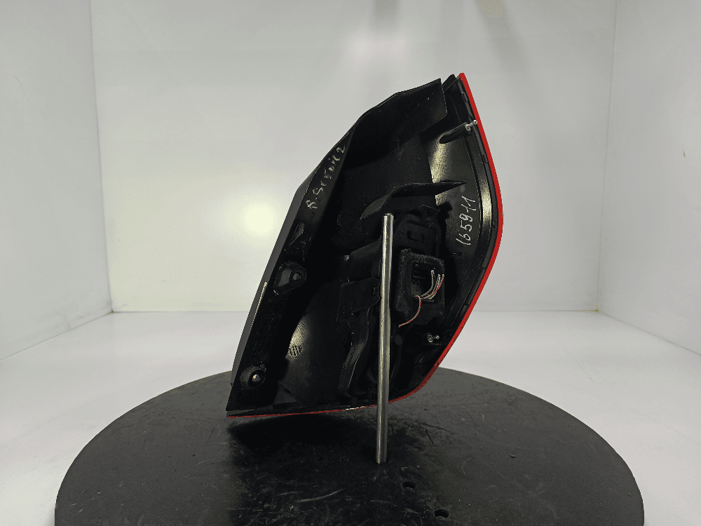 Фонарь задний левый к Renault Scenic 2 Рестайлинг (06-09)