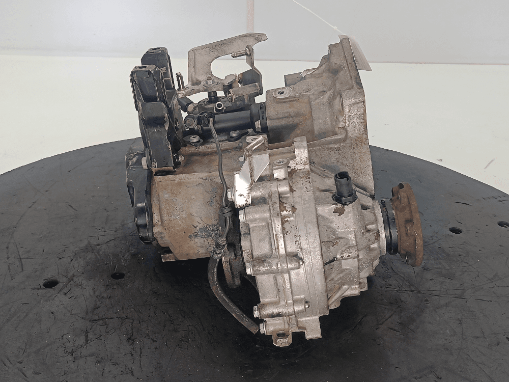 КПП механическая (МКПП) к Volkswagen Polo 4 (01-05)