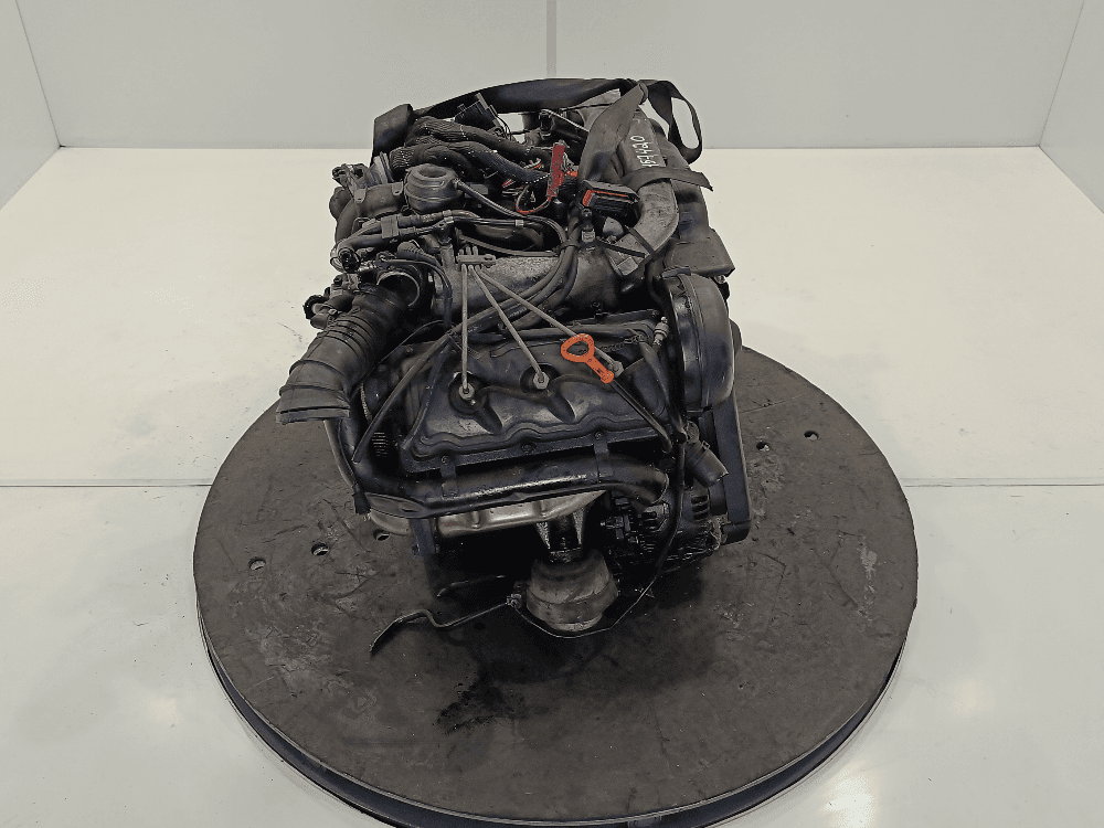Двигатель к Audi A4 B7 (04-09)