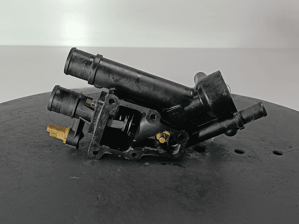 Корпус термостата к Peugeot 407 (04-11)