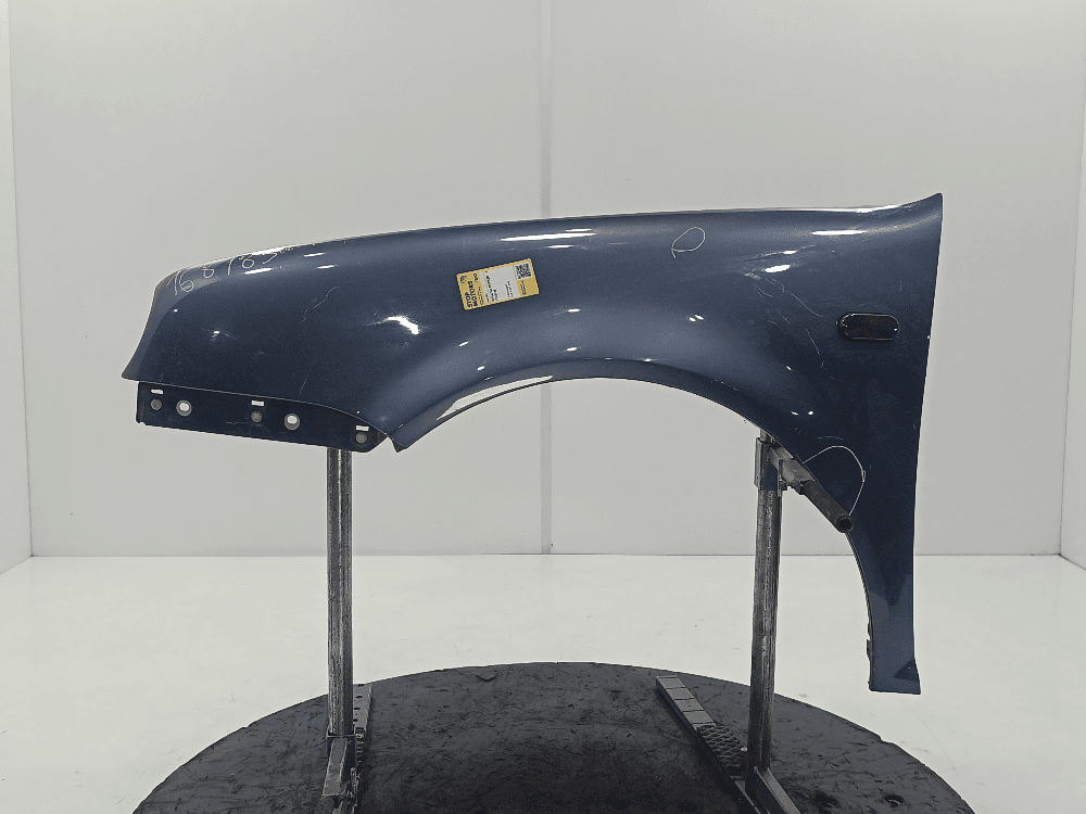 Крыло переднее левое к Volkswagen Golf 4 (97-06)