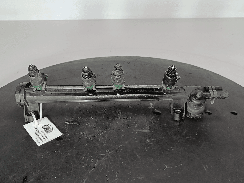 Топливная рампа к Volkswagen Golf 4 (97-06)