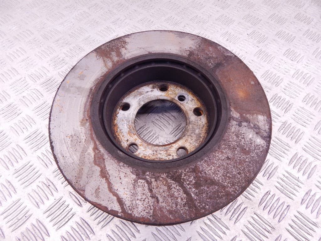 Диск тормозной передний к BMW 3 E46 (97-03)