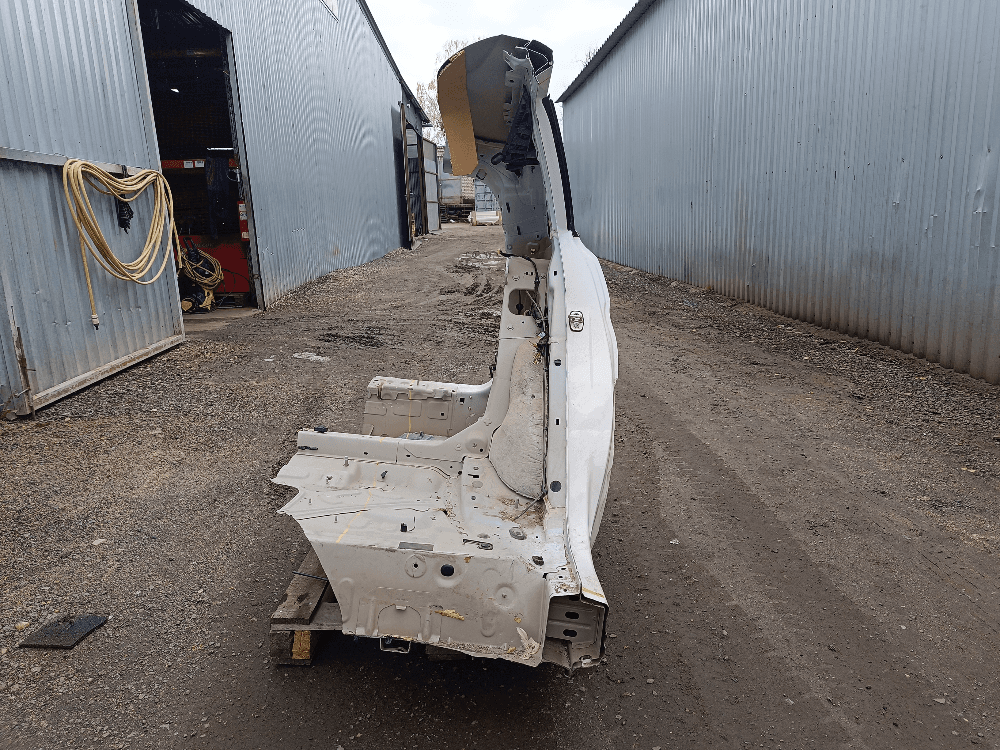 Четверть задняя левая к Peugeot 3008 2 (17-20)