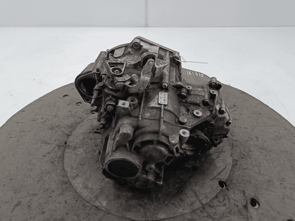 КПП механическая (МКПП) к Volkswagen Golf 5 (03-09)