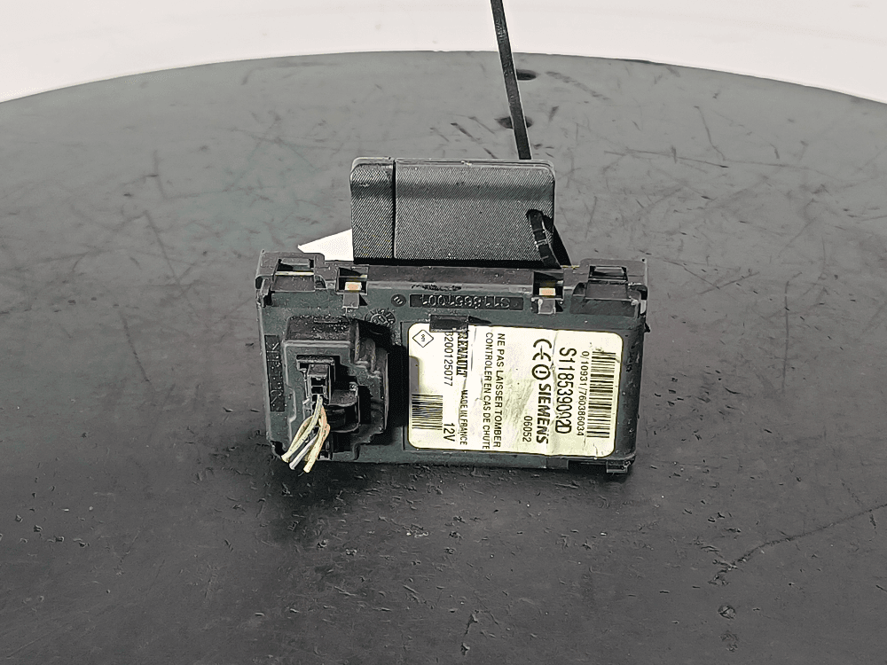 Замок зажигания к Renault Scenic 2 (03-06)