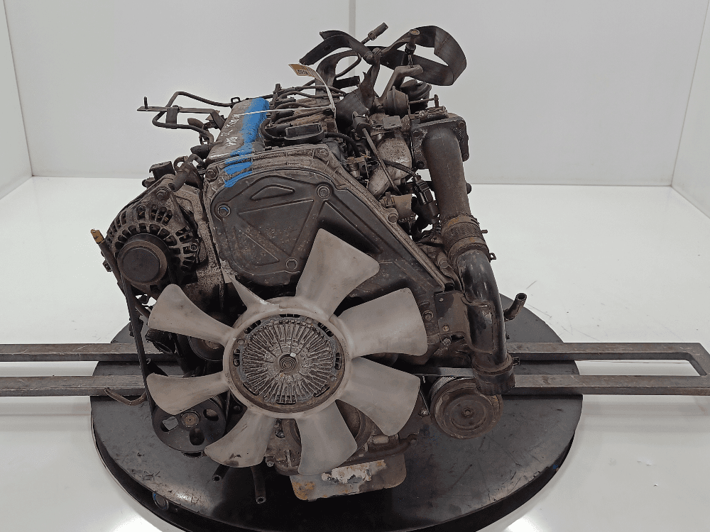 Двигатель к Kia Sorento 1 (02-06)