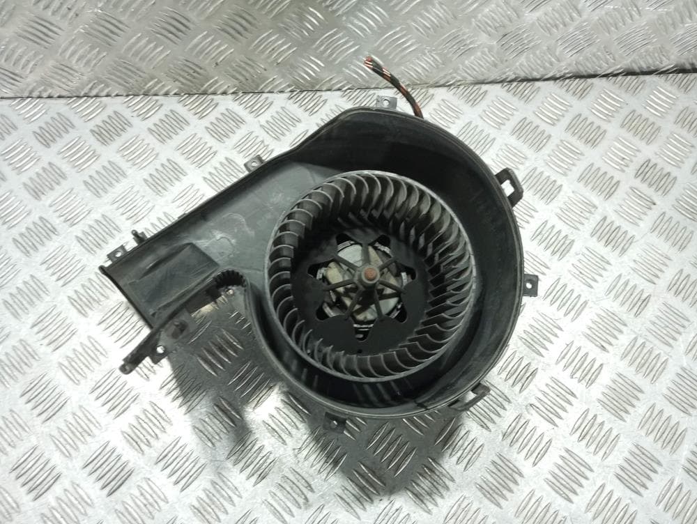 Моторчик печки к Opel Vectra C (02-05)