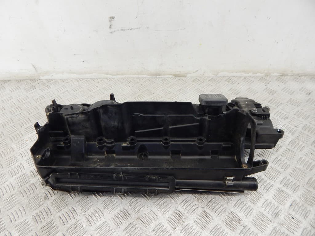 Клапанная крышка к BMW X5 E70 (06-10)